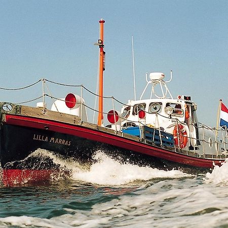 Hôtel Reddingsboot Harlingen Boat Extérieur photo